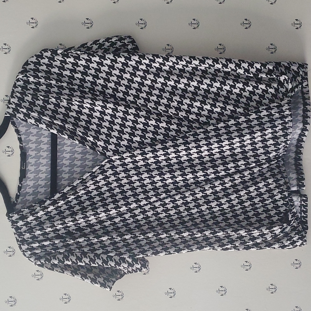 Tua Large B&W Houndstooth Top
